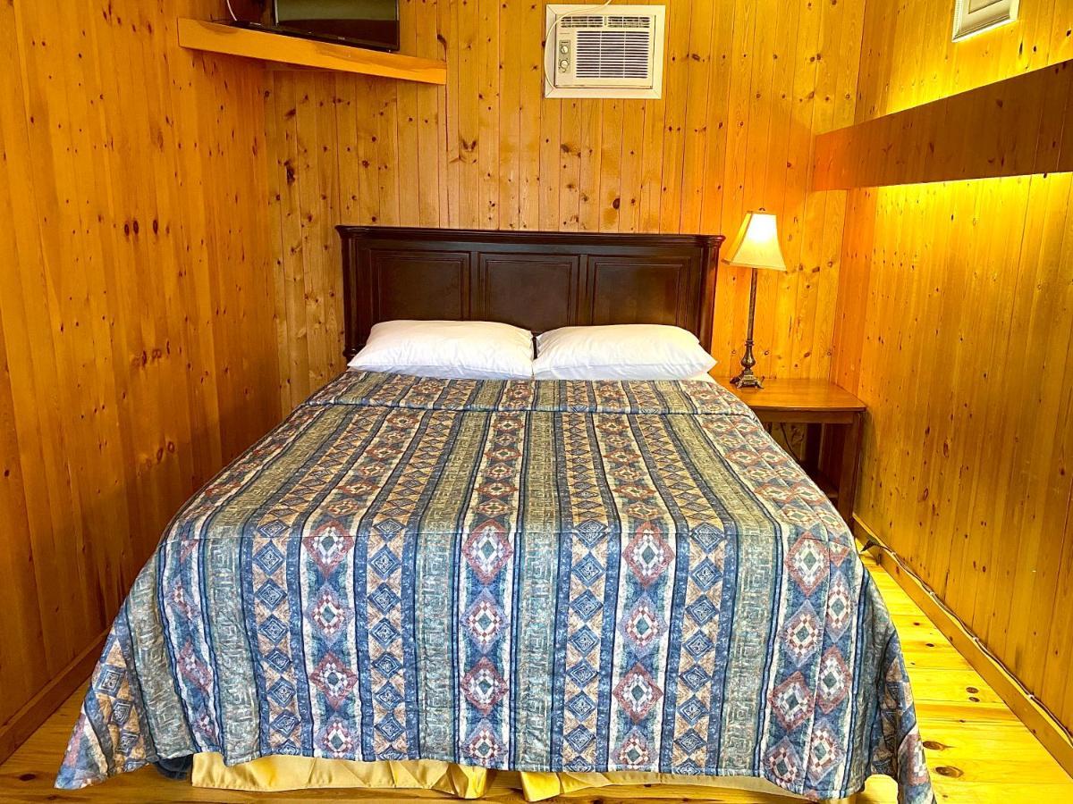 The Waterfront Motel Grand Barachois Zewnętrze zdjęcie