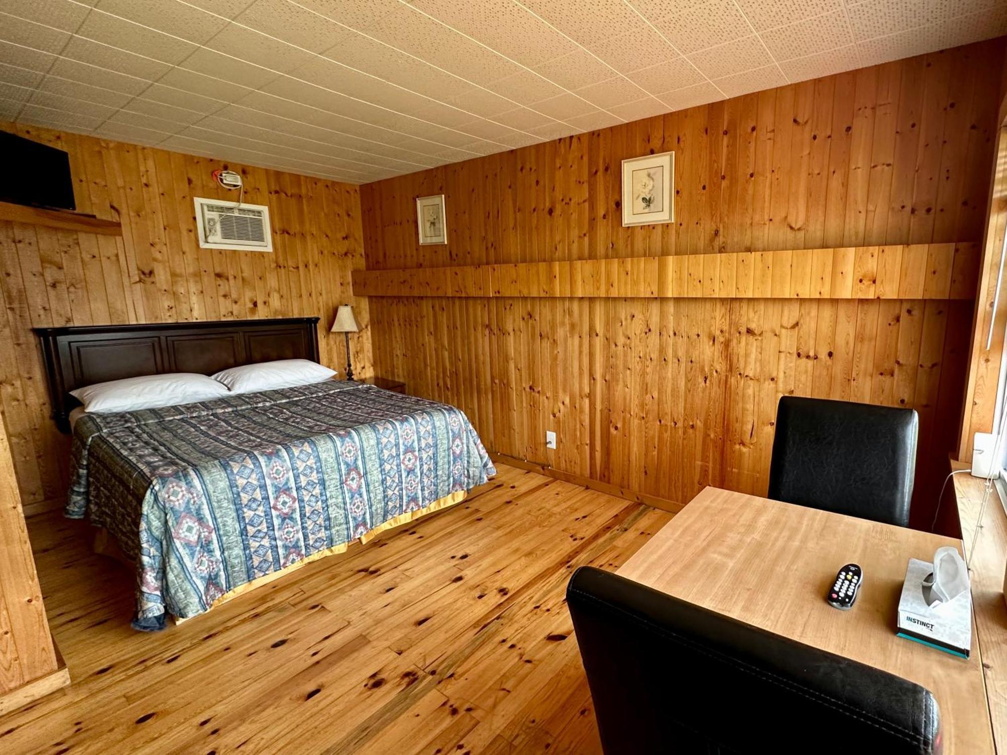 The Waterfront Motel Grand Barachois Zewnętrze zdjęcie